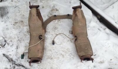 «Достал 20 тыс. буквально из мусорки»: Что порой можно найти в гаражных контейнерах с ТБО.