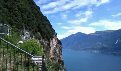 Что придает особый колорит итальянской деревне