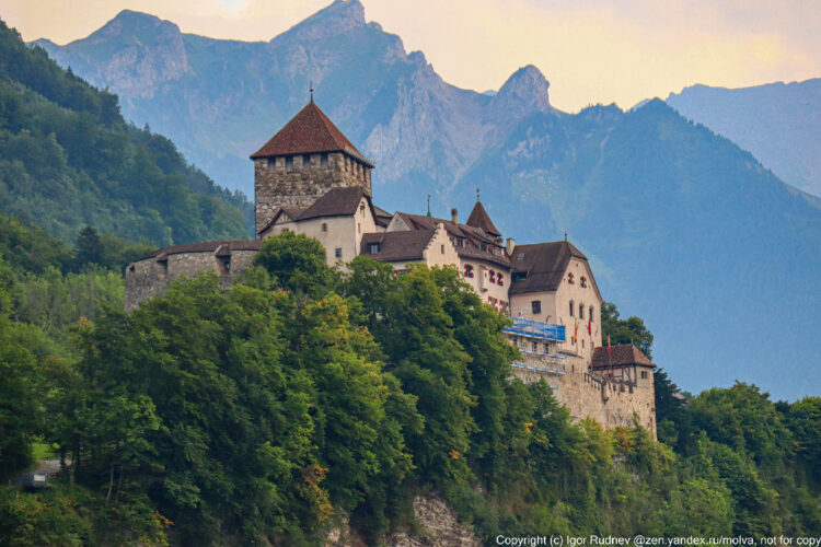 Первое место в мире по ВВП на душу населения занимает Лихтенштейн. За счет чего так хорошо живет крохотная страна0