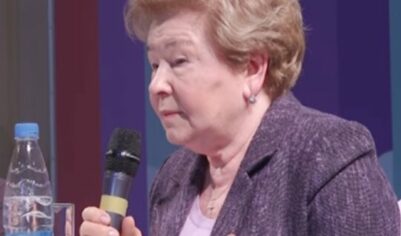 Что Наина Ельцина отвечает историкам, которые против Ельцин Центра