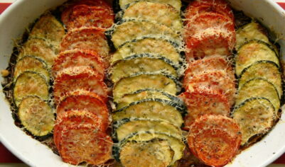 Овощной тиан (кабачки, запеченные с картошкой, помидорами и сыром)