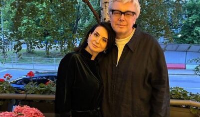 Екатерина Стриженова с мужем отметили 37-ю годовщину свадьбы в театре (видео)