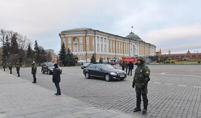 Путин рассказал, как встретил китайских туристов в музее в Кремле