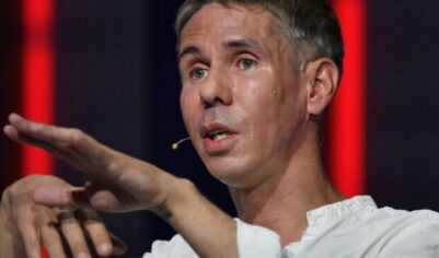 Актера Алексея Панина* заочно приговорили к 6 годам колонии