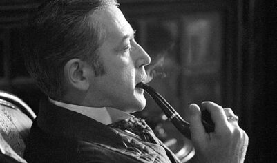 СМИ: у Ливанова осложнение после операции