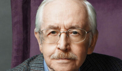 СМИ: у актера Василия Ливанова остановилось сердце во время операции