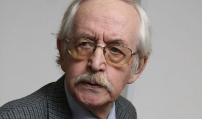 СМИ: актер Василий Ливанов введен в медикаментозную кому