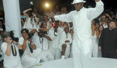 Полуголые модели на качелях и бегающий от камер Катчер: видео с вечеринки Пи Дидди (Diddy Party) появилось в Сети (ФОТО, ВИДЕО)