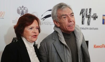 Родственница ответила на слухи о попавшей в больницу жене Николаева