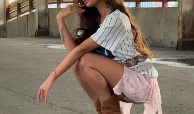 Вале Карнавал пришлось реагировать на жесткую критику Татьяны Тарасовой за ее выступления в шоу