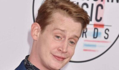 Папарацци заметили 44-летнего Маколея Калкина на шопинге с невестой