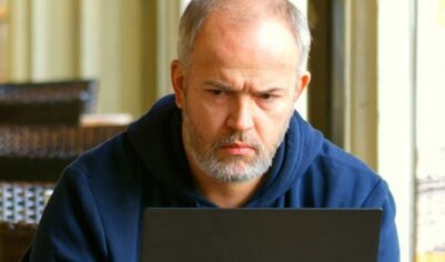 Почему тем, кто решил оформить завещание, стоит указать в нем место работы своего наследника