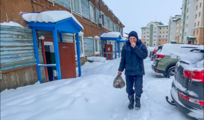 Как живут люди на Севере: заглянул в подъезды старых убогих домов и был приятно удивлен