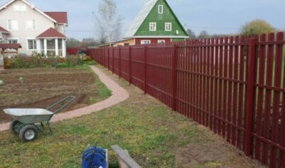 5 советов, которые нужно обязательно учитывать при строительстве забора