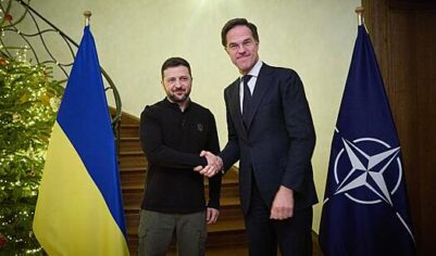 Украинская журналистка призвала генсека НАТО самого отправиться в окопы