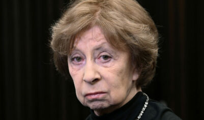 Ахеджакова в США со сцены произнесла нацистский лозунг: теперь в России ее требуют признать иноагентом