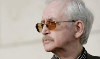Невестка Ливанова дала комментарий об экстренной операции актера
