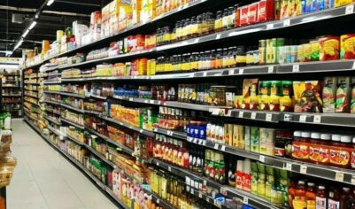 Актуальна ли для России бесплатная раздача продуктов. Их выбрасывают на свалки, не отдают нуждающимся. На рассмотрении новый законопроект