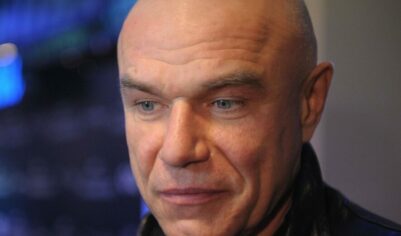 Shot: судебные приставы разыскивают лидера группы «Моральный кодекс» Мазаева