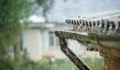 Куда отводить воду с крыши? 3 (три) разумных варианта: последний вариант сделал себе и не жалею