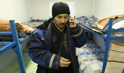 Мигрантам станет сложнее купить сим-карту в России. Что поменялось