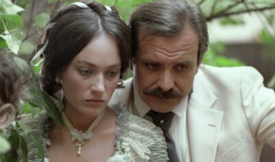 Удивительно: песню «Мохнатый шмель» из «Жестокого романса» написал… Киплинг