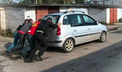 Можно ли запускать двигатель современных автомобилей с буксира или «толкача»: Ответ немецких инженеров
