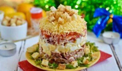 Удачные рецепты мясных салатов. Варианты новые, но проверенные.