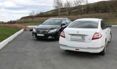 Nissan Teana VS Camry XV50, очень похожие машины, но Камри дороже на 500 000р, поездил на обоих и теперь знаю, стоит ли переплачивать