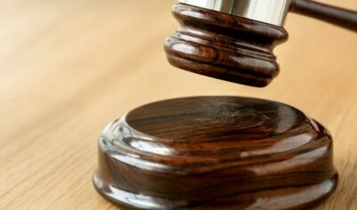 ООО долго пыталось получить компенсацию с ФНС за незаконное списание и вот свершилось. Верховный суд вынес вердикт