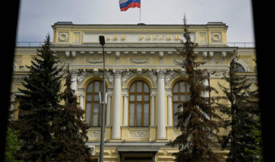 Возвращение Visa и Mastercard в Россию, отказ от цифрового рубля и другое. Главное из выступления главы ЦБ