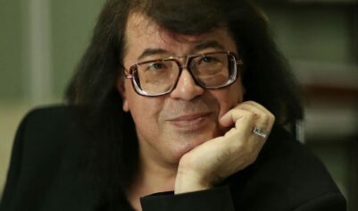 «Громкий успех, проблемы со здоровьем и закат славы…». Куда пропал и как сложилась жизнь певца и композитора Игоря Корнелюка?