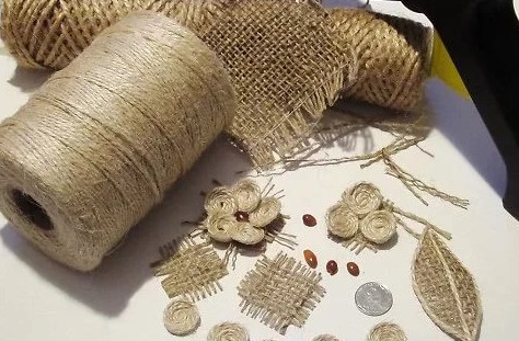 Розы из мешковины своими руками4