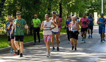Горожан приглашают на бесплатные тренировки по бегу в 10 округах Москвы