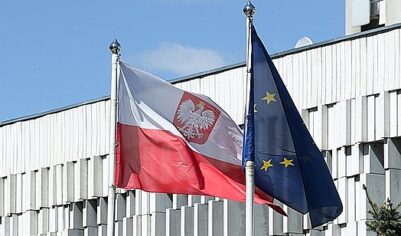 В Польше поставили под сомнение веру в обещания Евросоюза и НАТО