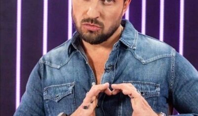 Александр Ревва перестал ругаться с мамой, которая назвала его жену проституткой