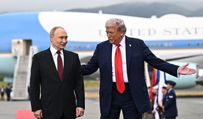 Евросоюз обвинили в попытке сорвать встречу Путина и Трампа