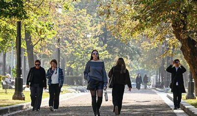 Москвичам пообещали всплеск тепла