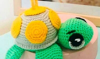 ЗАМОРОЧЕННЫЕ ВЯЗАНЫЕ ПОДАРКИ ДЛЯ ДРУЗЕЙ