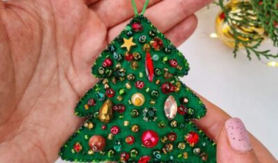 Новогодняя елка из фетра