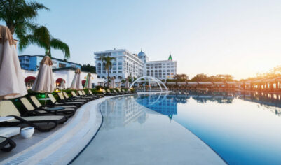 В России изменятся правила заселения в отели. Снять номер можно будет без паспорта