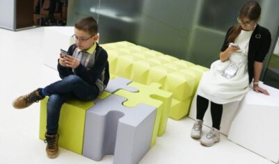 В России появятся детские сим-карты. Чем они будут отличаться от обычных