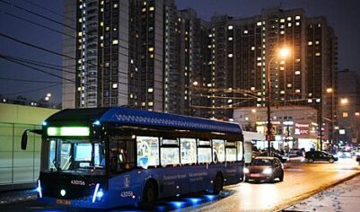 Еще 25 электробусов вышло на маршруты в шести районах Москвы