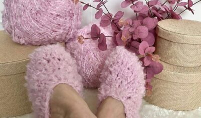 Теплые пушистые тапочки для дома