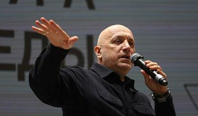 Книги Прилепина предложили включить в школьную программу