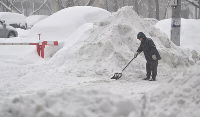 Синоптик Леус спрогнозировал облачную и снежную погоду в Москве