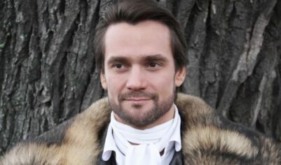 Нашел похищенного брата, женился на красавице-актрисе и принял чужого сына: биография звезды «Склифософского» Дмитрия Миллера