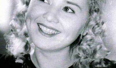 «Мой мальчик, если бы ты знал, что у меня впереди, ты бы простил»: собрав чемодан, Екатерина Савинова простилась с семьей и ушла навсегда