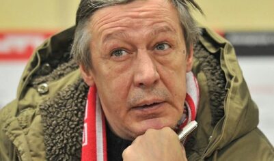 Екатерина Стриженова показала лысого Михаила Ефремова после похода на его спектакль