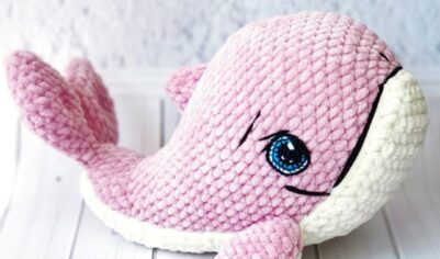 Мягкий розовый кит